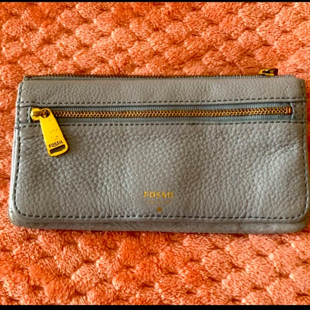 Fossil: Leather Clutch Wallet: Gray Bi-Fold / Zippered Top / Checkbook  CC / ID